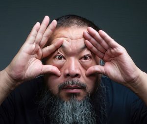 kunstenaar-en-activist-ai-weiwei-musea-lijken-vaak-meer-op-tombes-dan-op-smeltkroezen-van-creatief-denken