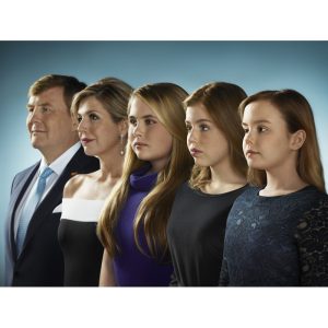 familieportret-koninklijk-gezin-by-erwin-olaf
